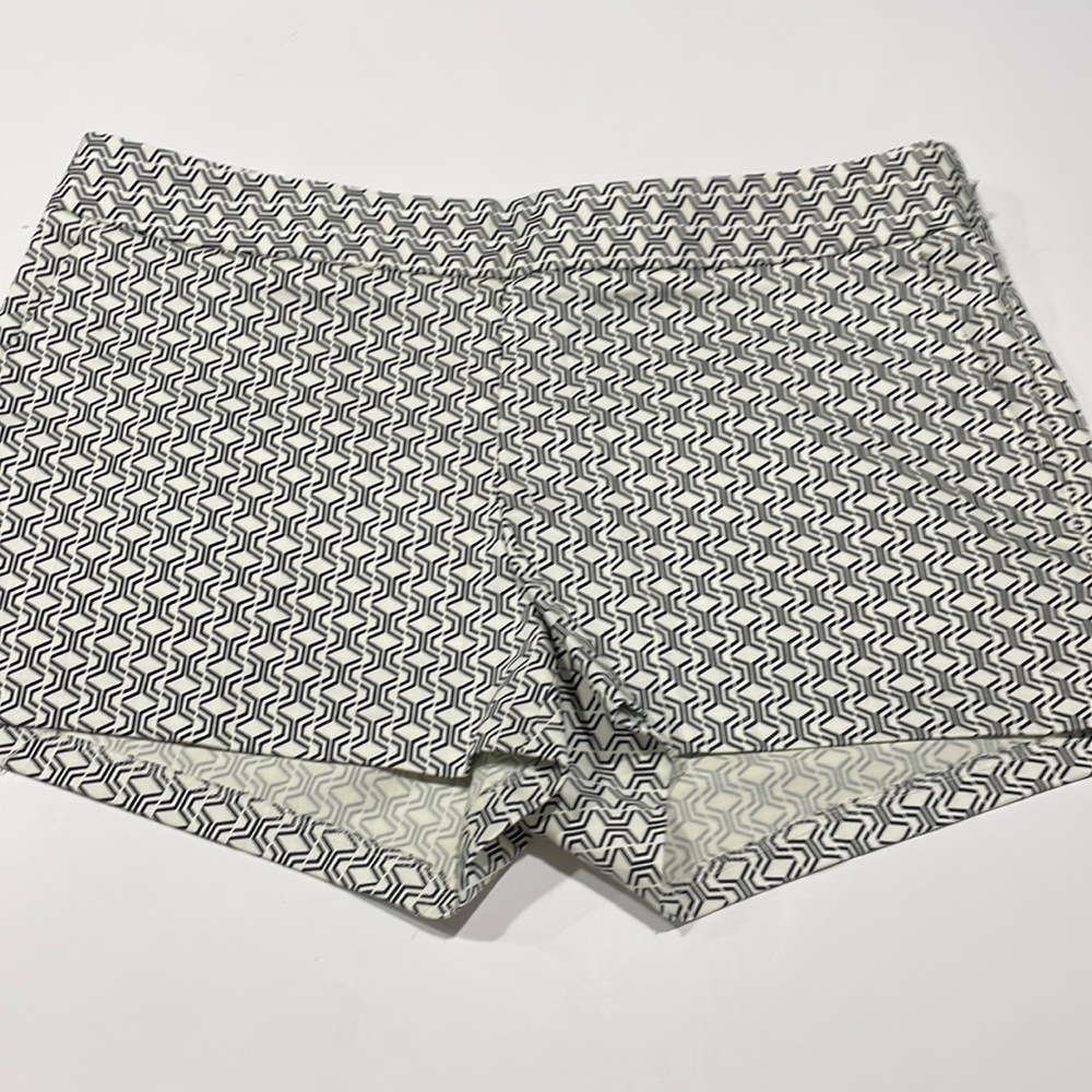 Express dress shorts with side zipper.